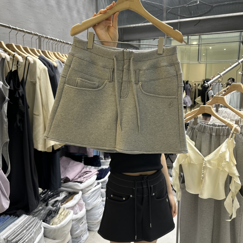 UOOV直郵韓國代購㊣女裝新品時尚熱賣推薦休閑人氣25春夏短裙UOOV短裙圖色3