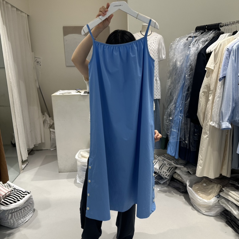 LORING RE I韓國直郵㊣東大門實拍女裝新品人氣推薦連衣裙LORING RE-I/BARE連衣裙圖色3