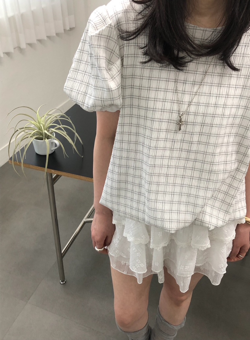 MELTED-P韓國直郵㊣東大門實拍女裝新品熱賣休閑襯衫蕾絲衫MELTED-P襯衫/蕾絲衫