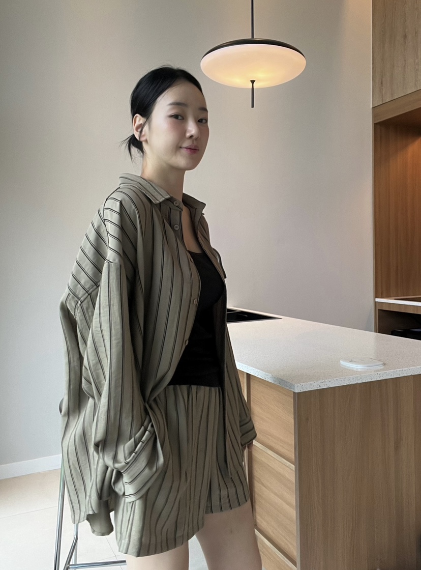 VERNI韓國直郵㊣東大門實拍女裝新品時尚推薦熱賣人氣25春夏套裝VERNI套裝