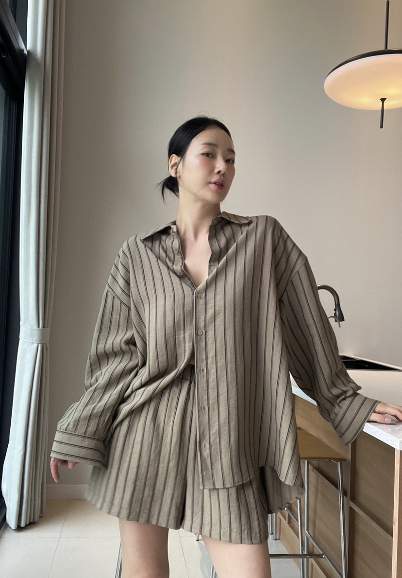 VERNI韓國直郵㊣東大門實拍女裝新品時尚推薦熱賣人氣25春夏套裝VERNI套裝