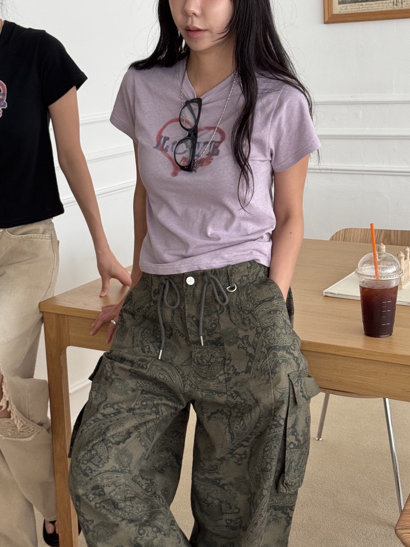 SUNDER MARKET韓國直郵㊣東大門實拍女裝新款熱賣T恤不含內搭SUNDER MARKETT恤