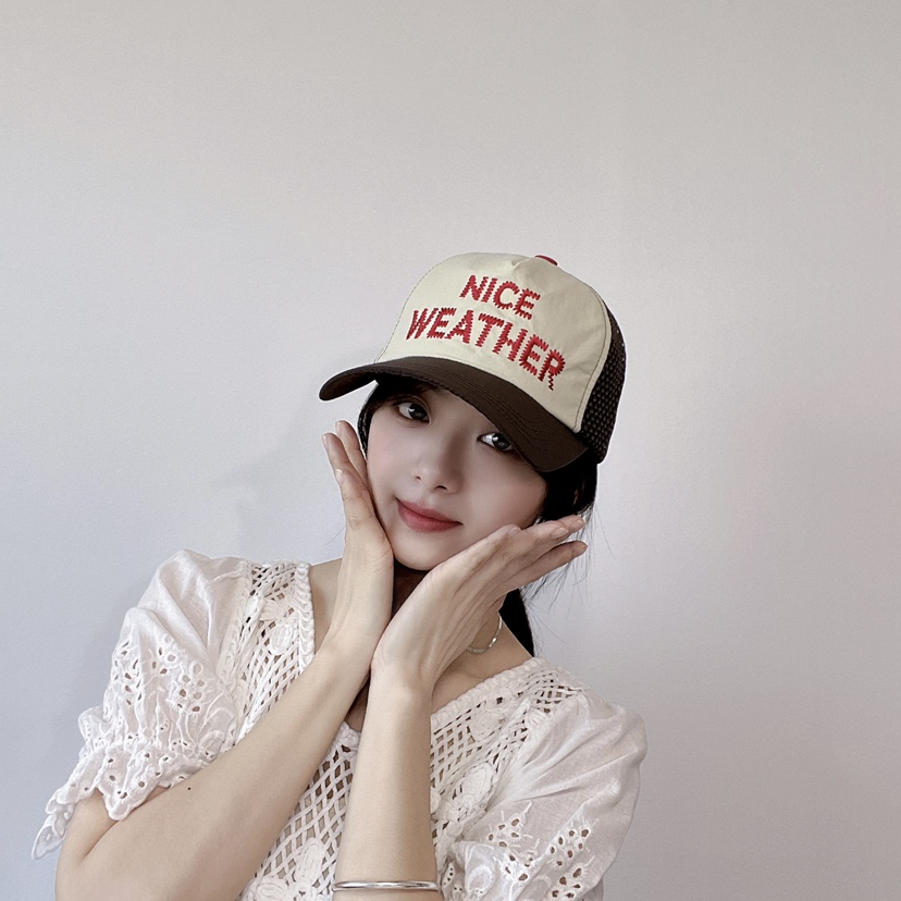 LOVELY HAT韓國直郵㊣東大門實拍女裝新款推薦熱賣人氣帽子LOVELY HAT帽子