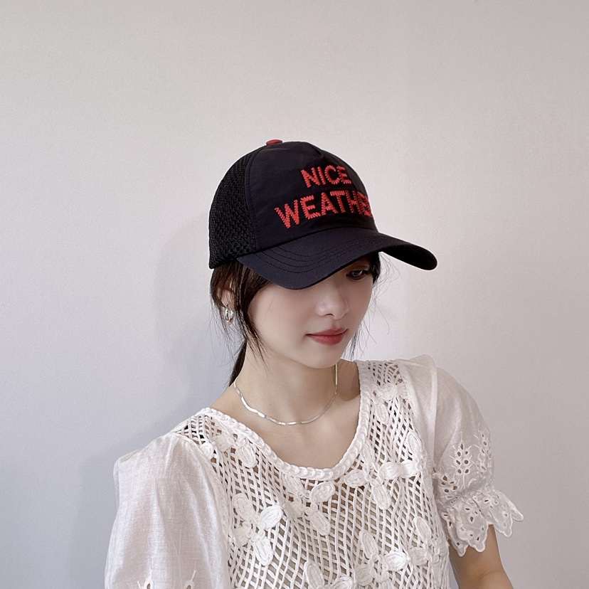 LOVELY HAT韓國直郵㊣東大門實拍女裝新款推薦熱賣人氣帽子LOVELY HAT帽子圖色2