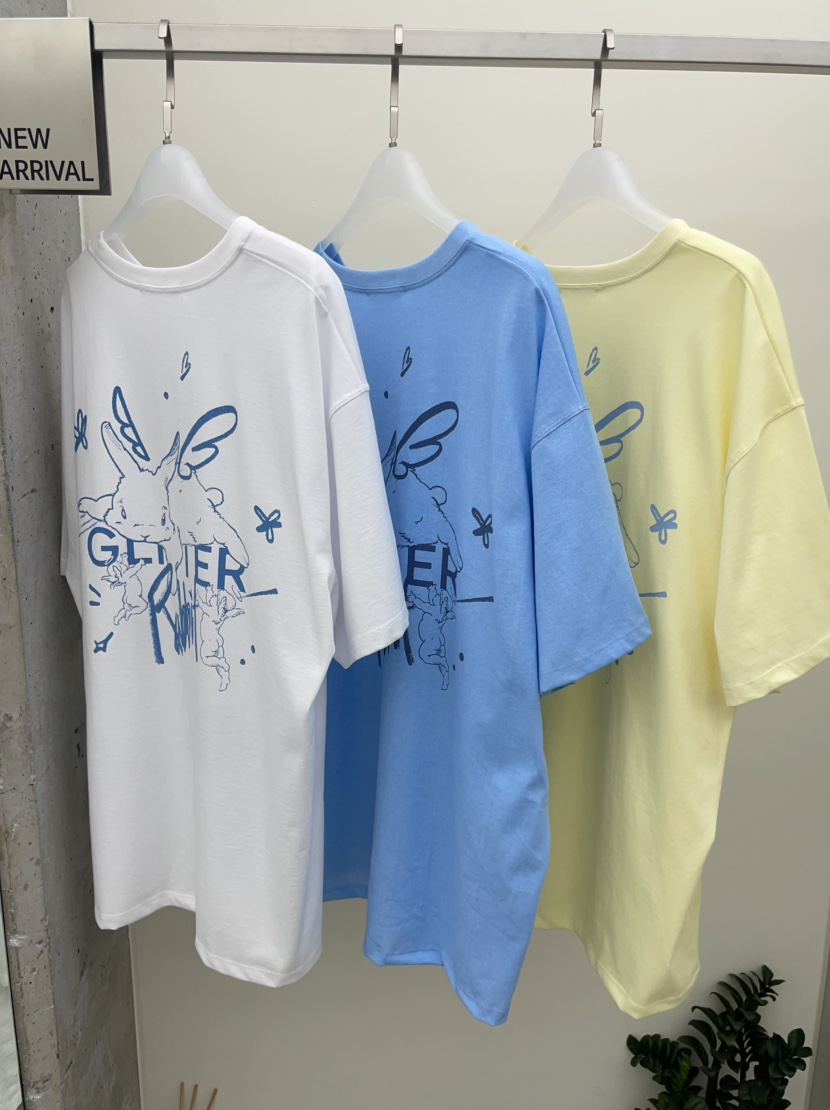 GLITTER韓國直郵㊣東大門實拍女裝新品人氣熱賣時尚T恤兔子GLITTERT恤