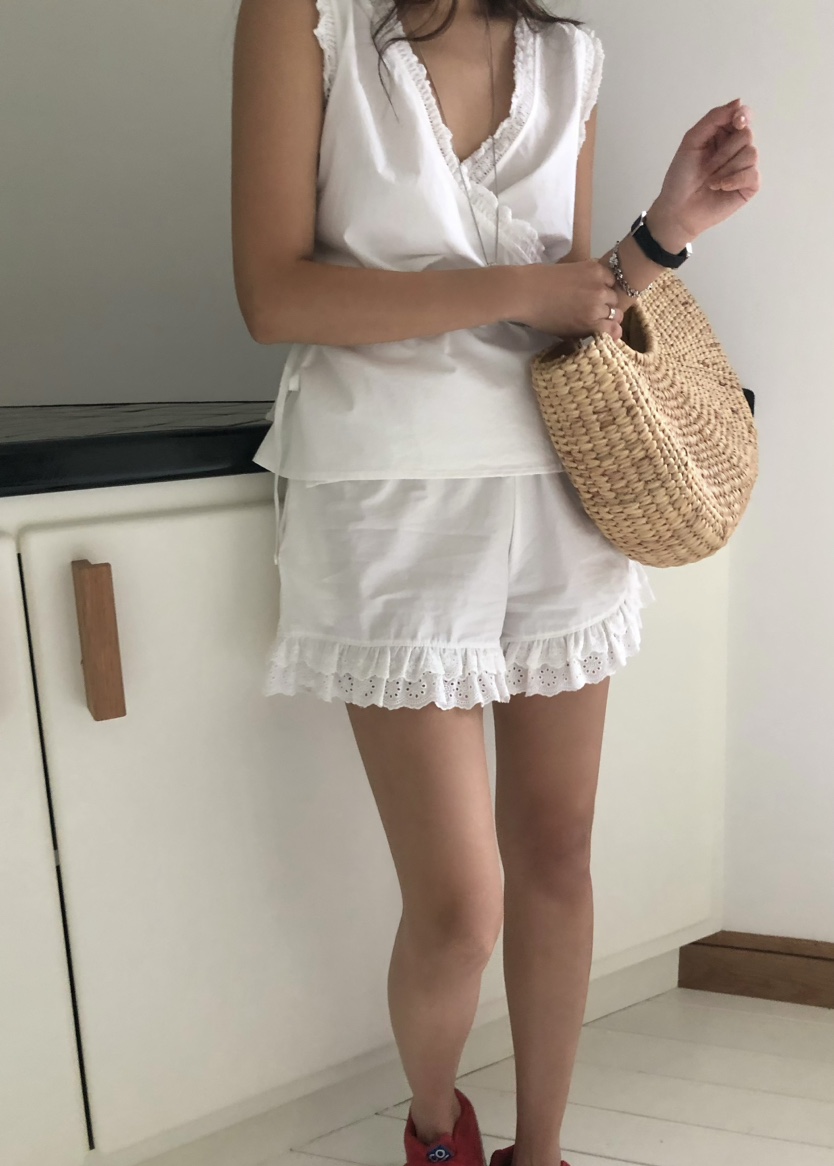 OUPPT韓國直郵㊣東大門實拍女裝新品時尚休閑熱賣短褲荷葉邊OUPPT短褲