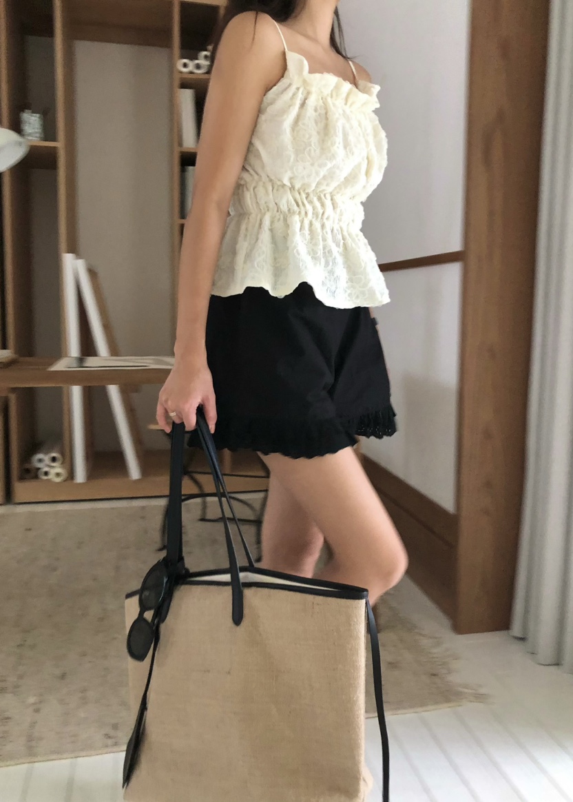 OUPPT韓國直郵㊣東大門實拍女裝新品時尚休閑熱賣短褲荷葉邊OUPPT短褲