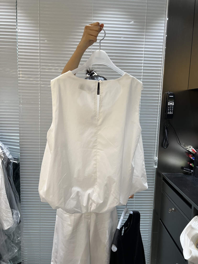 CM韓國㊣直郵東大門代購女裝新品推薦熱賣人氣時尚吊帶背心CM吊帶/背心