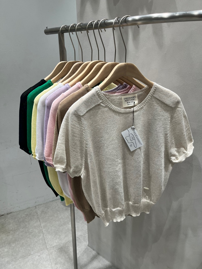 EVERCOMMERCE METICULOUSLY DESIGNED直郵韓國代購㊣女裝新款25春夏針織衫EVERCOMMERCE METICULOUSLY DESIGNED針織衫
