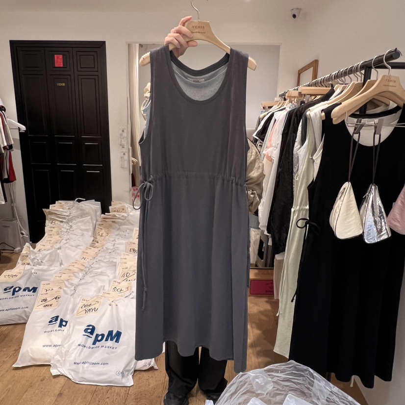 VENIR-a韓國直郵㊣東大門實拍女裝新款人氣25春夏連衣裙假兩件VENIR-a連衣裙圖色4