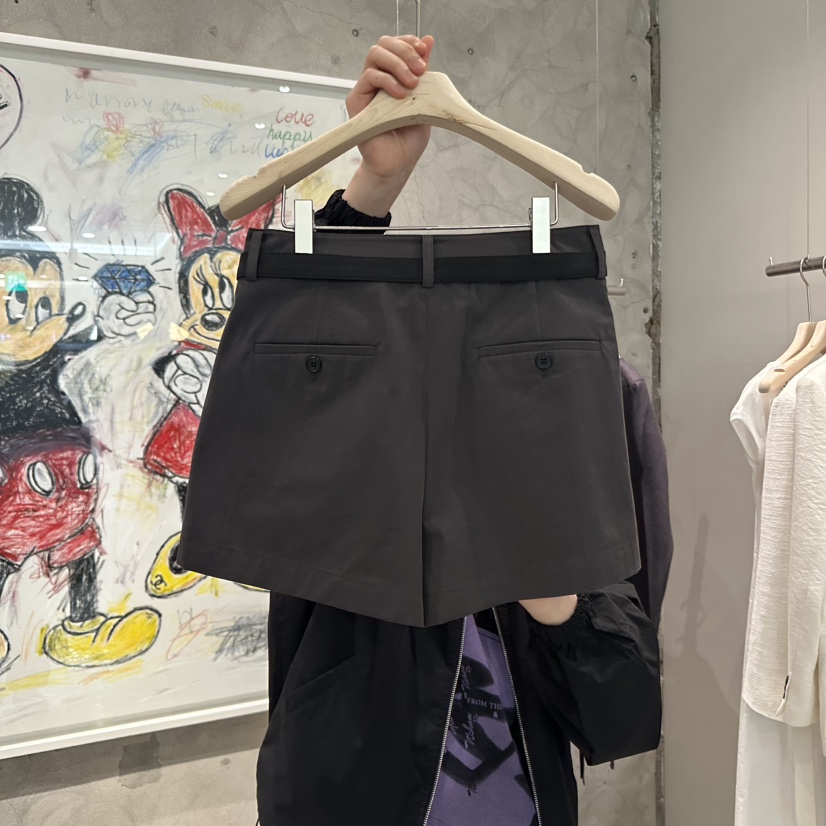 LAMAGIEPIE韓國直郵㊣女裝新款時尚人氣25春夏休閑短褲含腰帶LAMAGIE GREY短褲