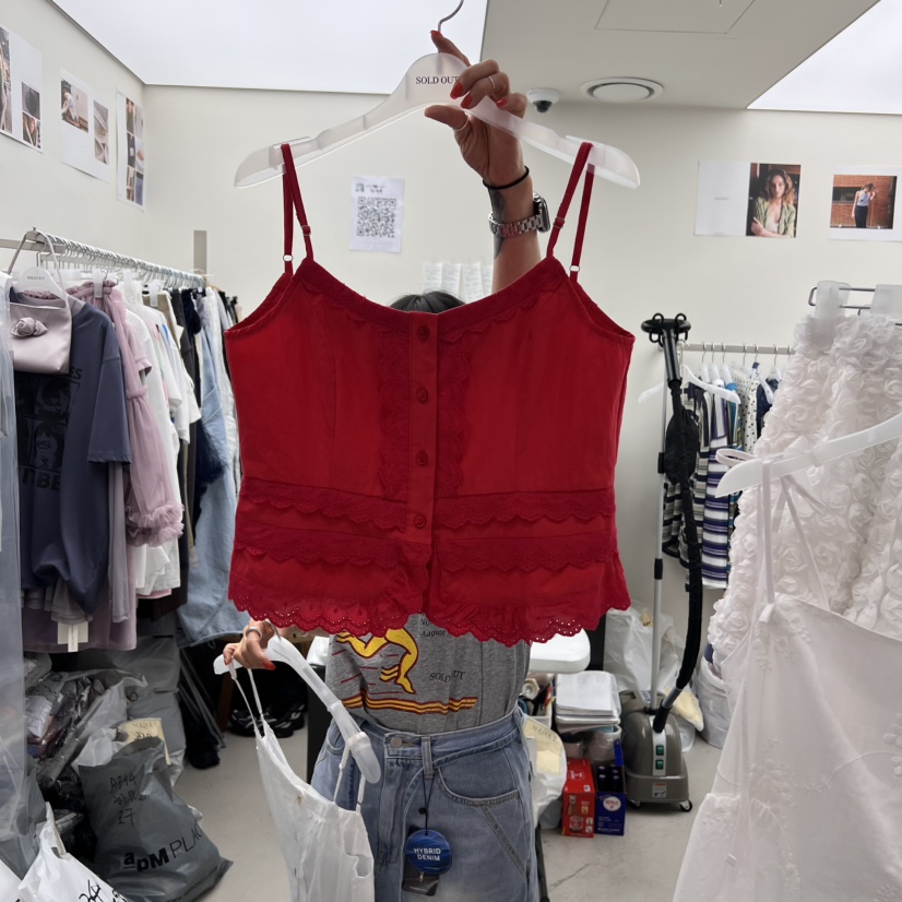 SOLD OUT韓國直郵㊣女裝新品熱賣休閑25春夏推薦時尚吊帶背心SOLD OUT吊帶/背心圖色2