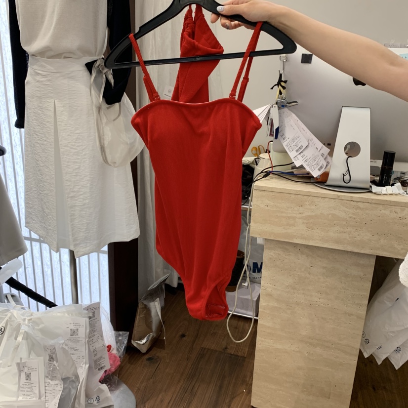 UNDERSTANDING韓國直郵㊣東大門實拍女裝新品時尚推薦熱賣泳裝UNDERSTANDING泳裝圖色1