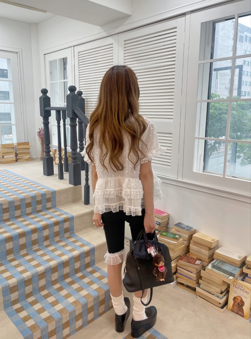 BOUTIQUE-L韓國㊣直郵東大門代購女裝新款休閑時尚襯衫蕾絲衫BOUTIQUE-L襯衫/蕾絲衫