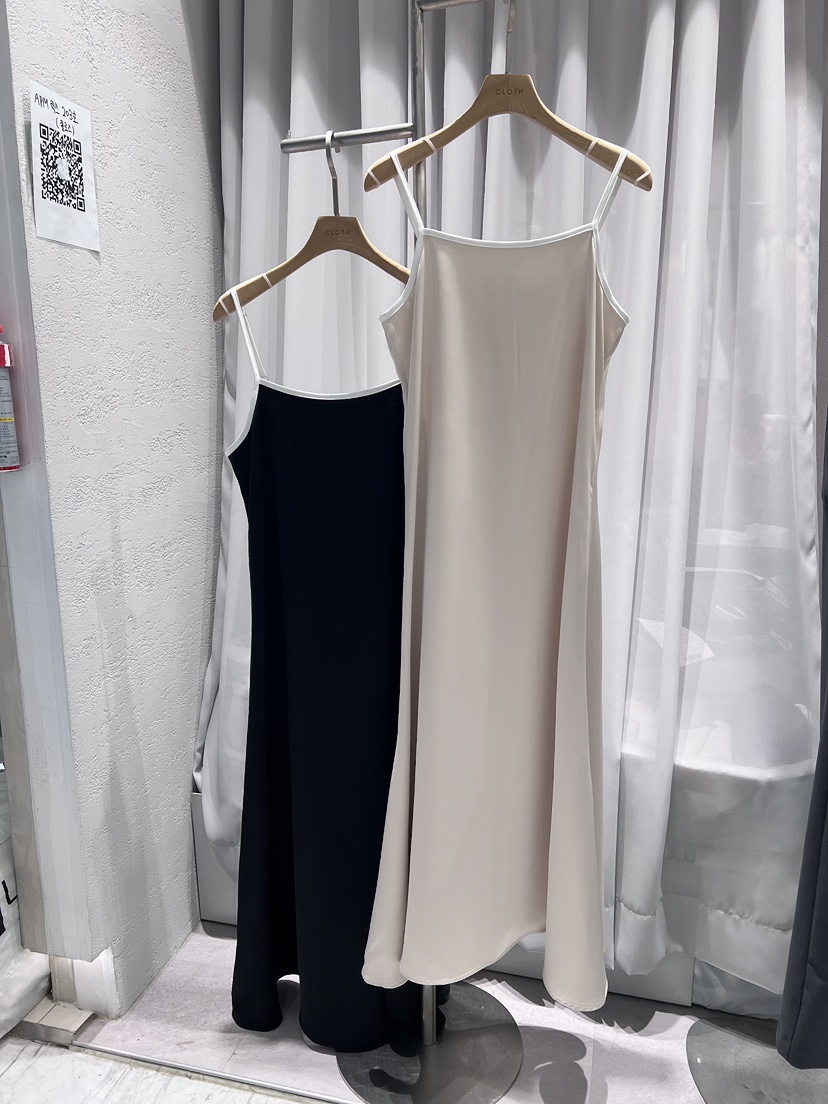 CLOTH韓國直郵㊣東大門實拍女裝新款熱賣推薦人氣連衣裙緞面CLOTH連衣裙