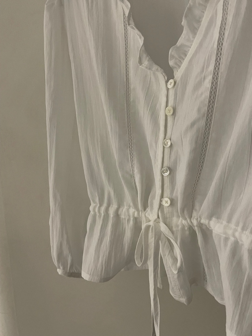 FLAT GARDEN/LA MUETTE/JAMIESTONE韓國㊣直郵東大門代購女裝新品25春夏襯衫蕾絲衫FLAT GARDEN/LA MUETTE/JAMIESTONE襯衫/蕾絲衫