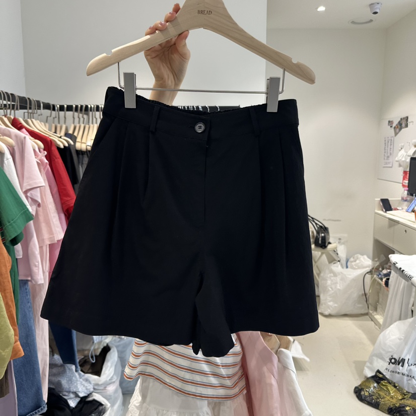 BREAD韓國直郵㊣東大門實拍女裝新品25春夏人氣時尚推薦短褲BREAD短褲圖色2