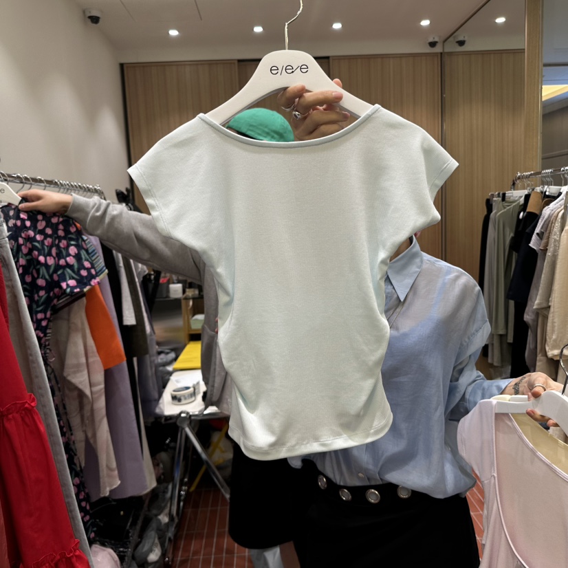 E/E/E韓國㊣直郵東大門代購女裝新品人氣休閑熱賣時尚T恤E/E/ET恤圖色3
