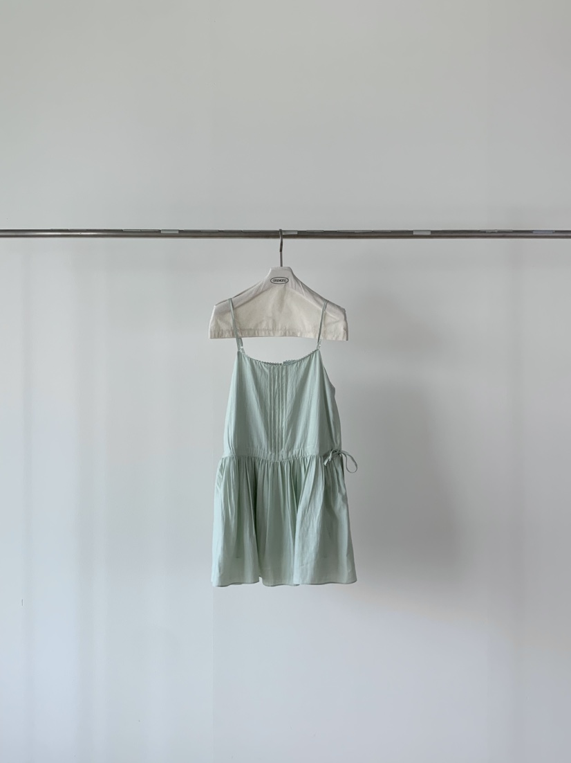 ONE MONE韓國直郵㊣女裝新品時尚熱賣推薦25春夏休閑連衣裙ONE MONE連衣裙圖色2