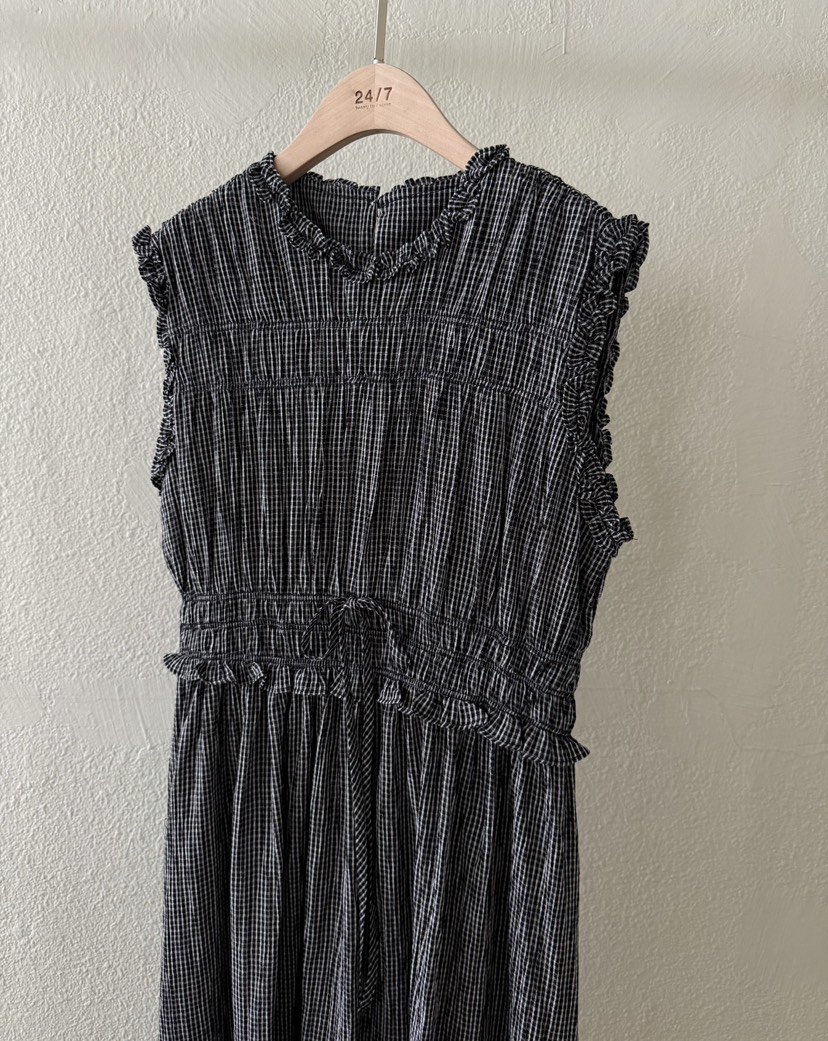 TWENTY FOUR SEVEN24-7韓國代購女士新品人氣連衣裙格紋褶皺TEWNTY FOUR SEVEN24-7連衣裙