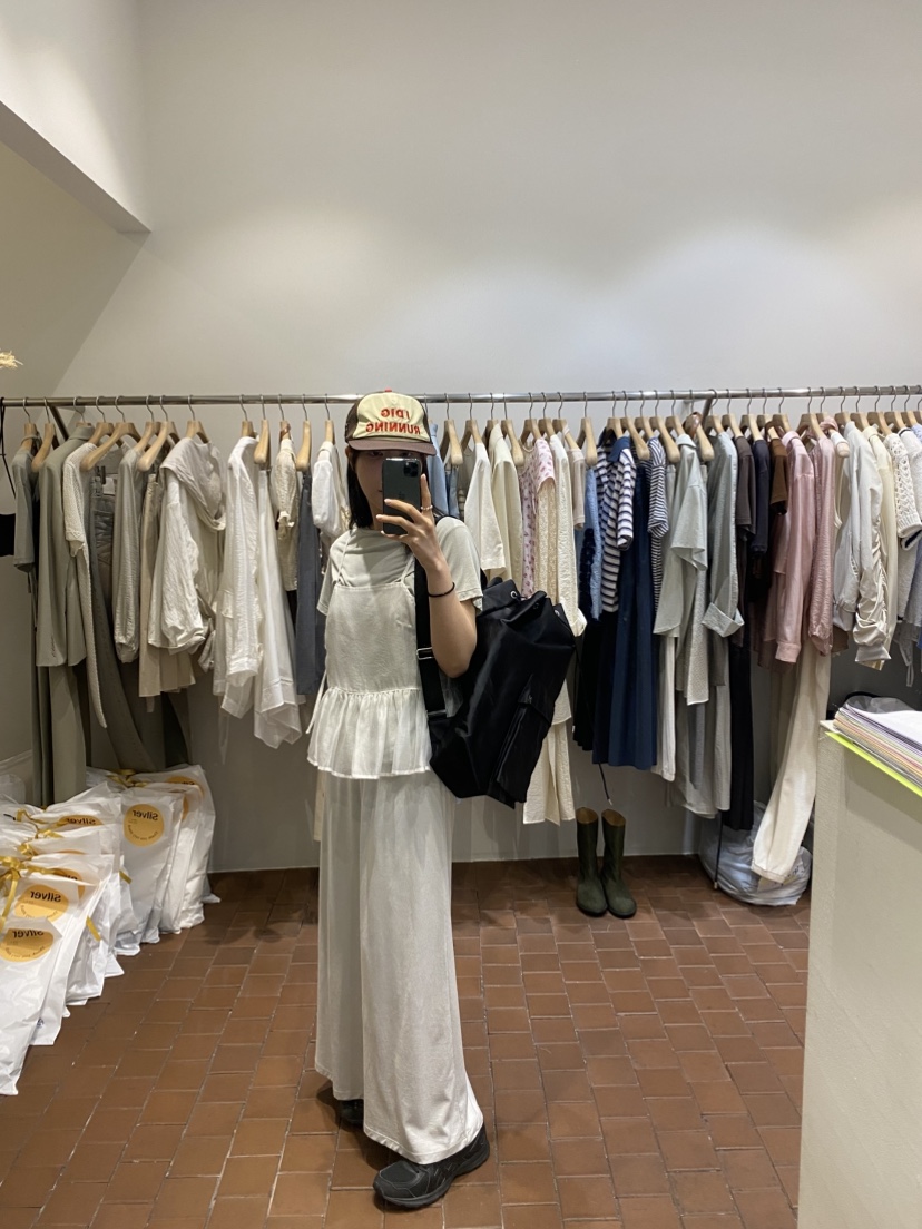 SILVER韓國代購女裝新品人氣職業時尚25春夏真品雙肩背包緞面SILVER雙肩背包