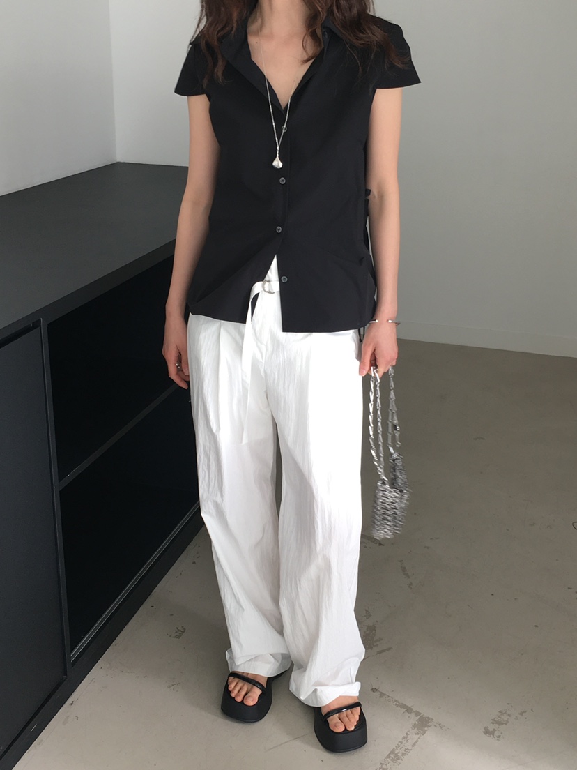 MONDAYMORING韓國代購女裝新款真品熱賣人氣推薦襯衫蕾絲衫MONDAYMORING襯衫/蕾絲衫