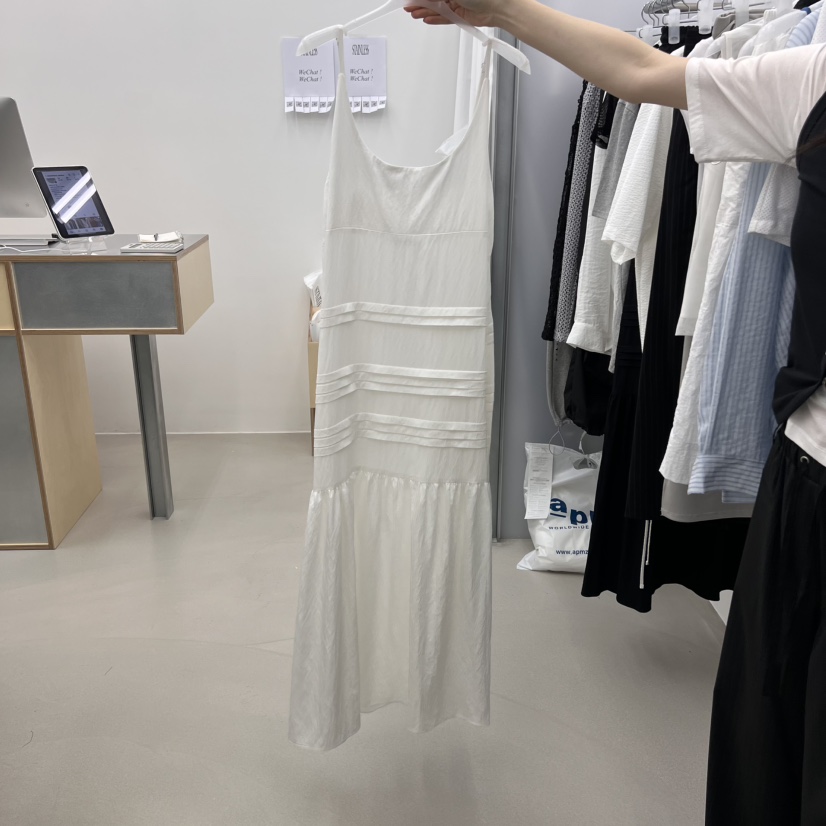 STAINLESS韓國直郵女裝新款熱賣真品25春夏職業推薦人氣連衣裙STAINLESS連衣裙圖色1