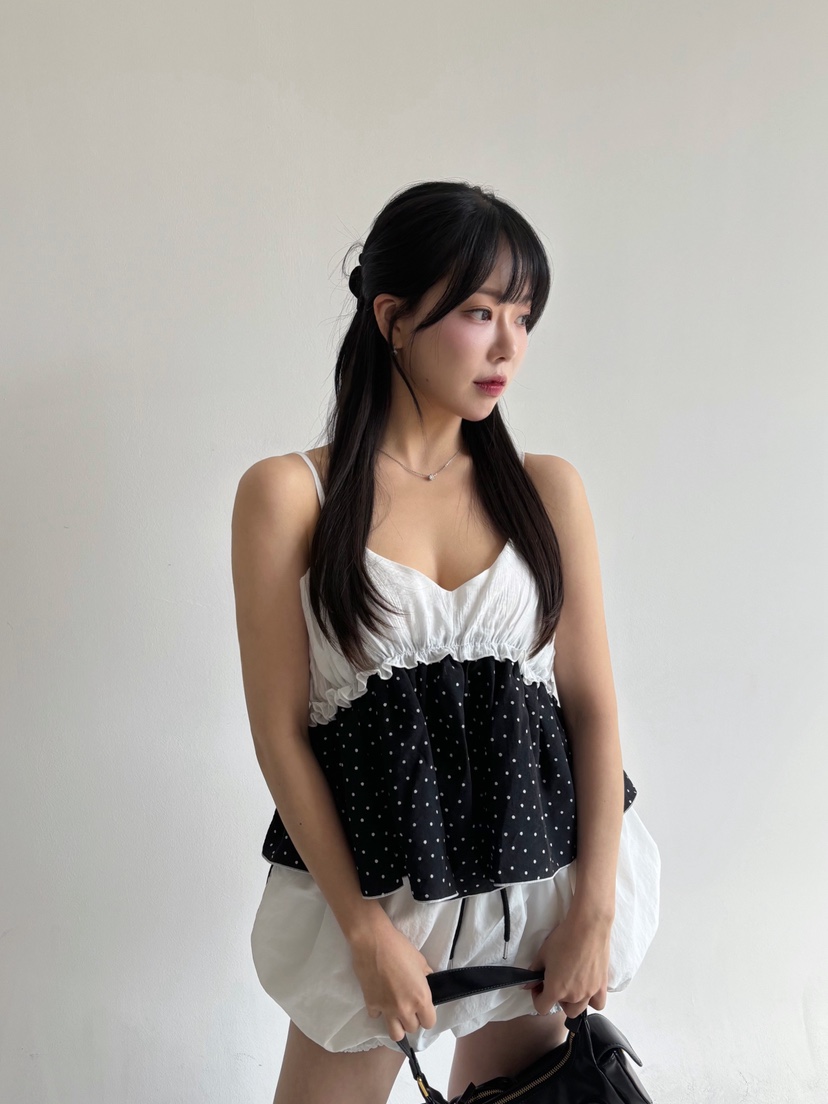 TOO HOT韓國代購女裝新款時尚真品人氣25春夏推薦吊帶背心TOO HOT吊帶/背心