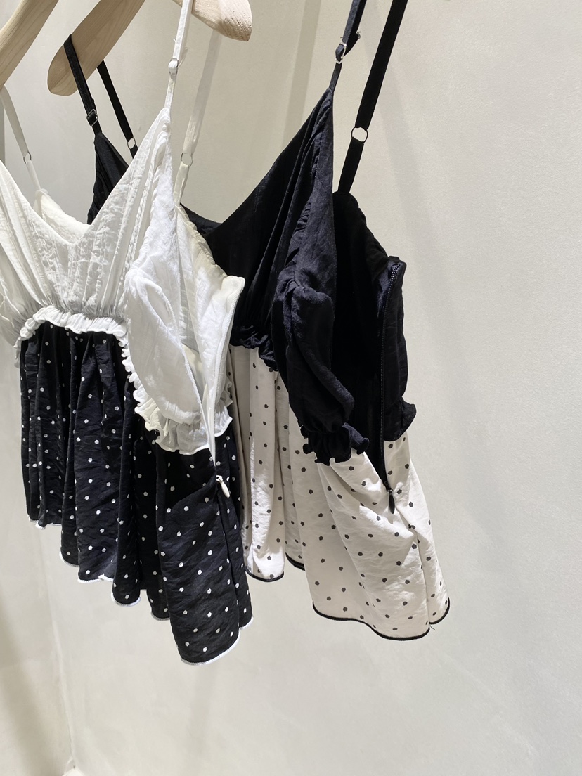TOO HOT韓國代購女裝新款時尚真品人氣25春夏推薦吊帶背心TOO HOT吊帶/背心