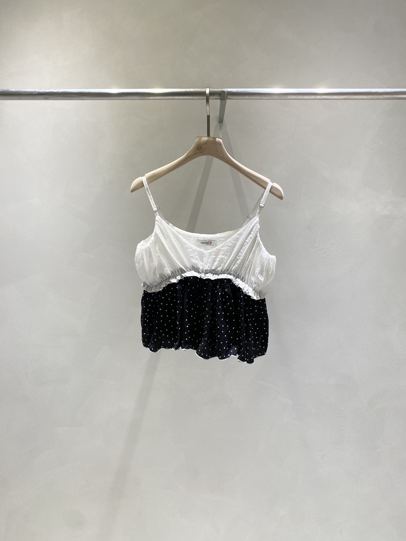 TOO HOT韓國代購女裝新款時尚真品人氣25春夏推薦吊帶背心TOO HOT吊帶/背心