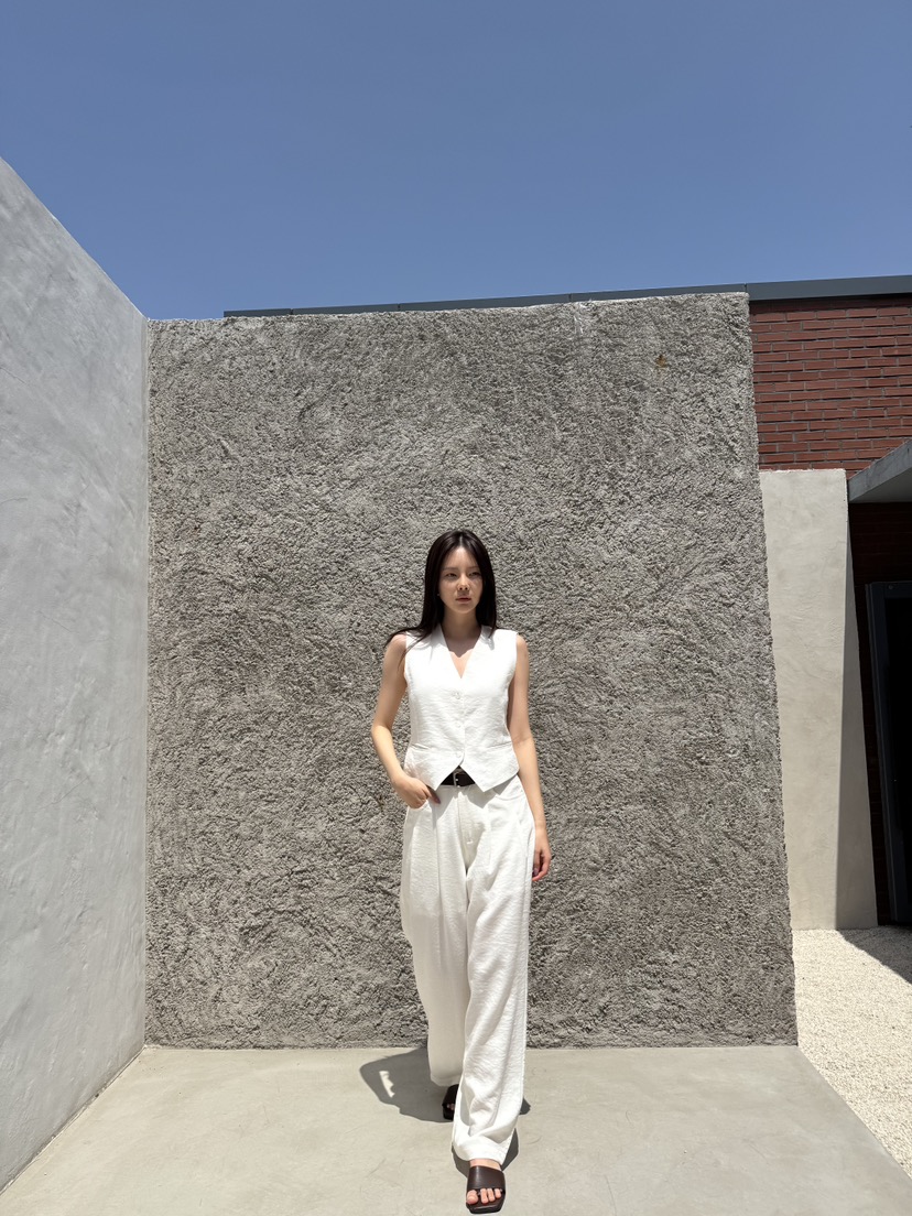 LIMLIMLIM東大門實拍女裝新品推薦休閑真品25春夏時尚熱賣馬甲LIM LIM LIM馬甲