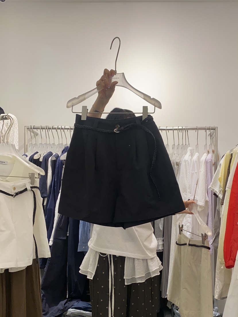LOOKK東大門實拍女士新品25春夏職業時尚休閑短褲含腰帶亞麻LOOKK短褲圖色3