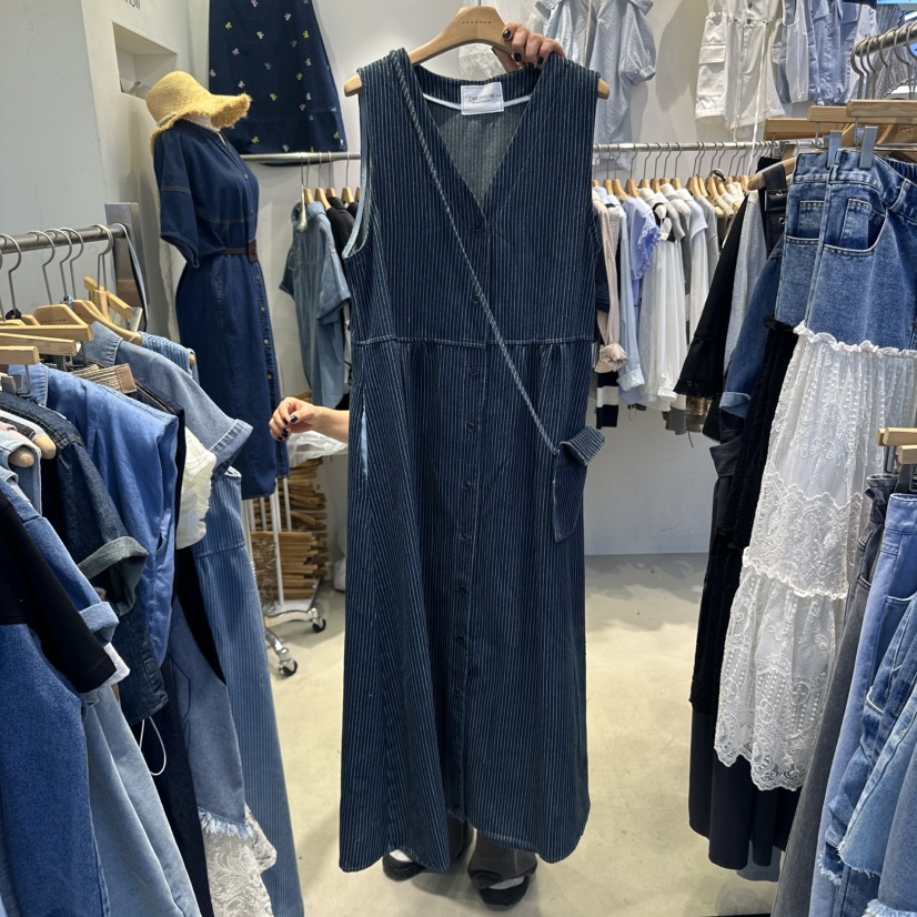 2MORROW東大門實拍女士新品真品熱賣25春夏人氣連衣裙含小包2MORROW連衣裙圖色2