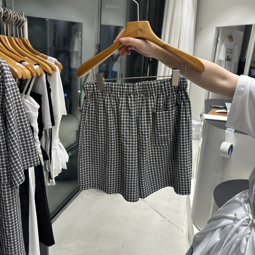 TREND SELLER/G韓國直郵㊣東大門實拍女裝新品熱賣人氣短褲G/TREND SELLER短褲