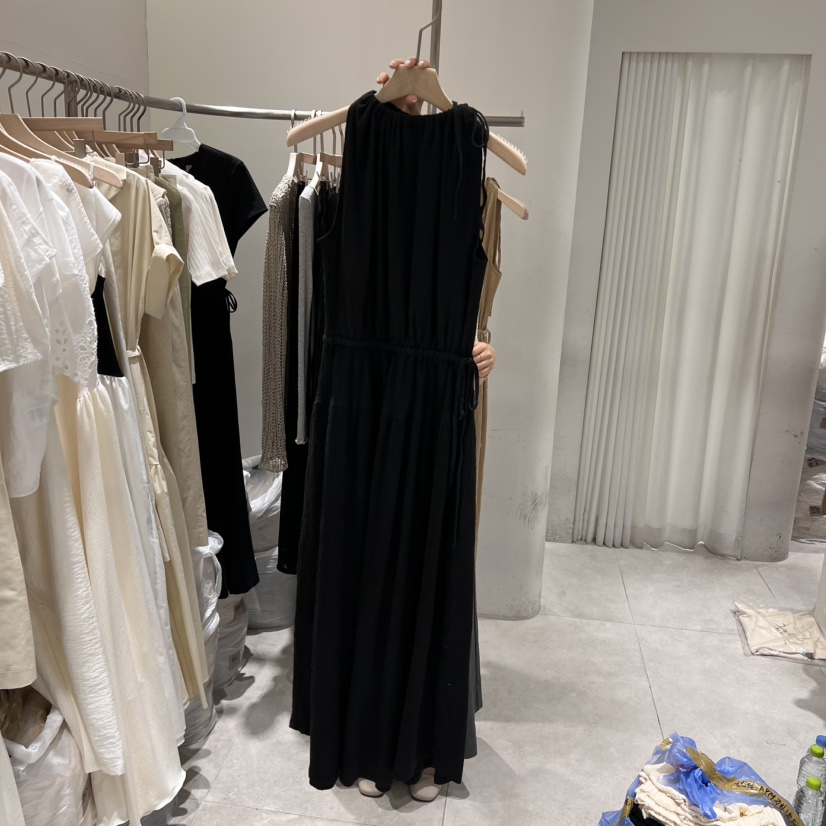 GLOW AND NYMPH韓國直郵㊣東大門實拍女裝新品時尚連衣裙GLOW AND NYMPH連衣裙圖色2