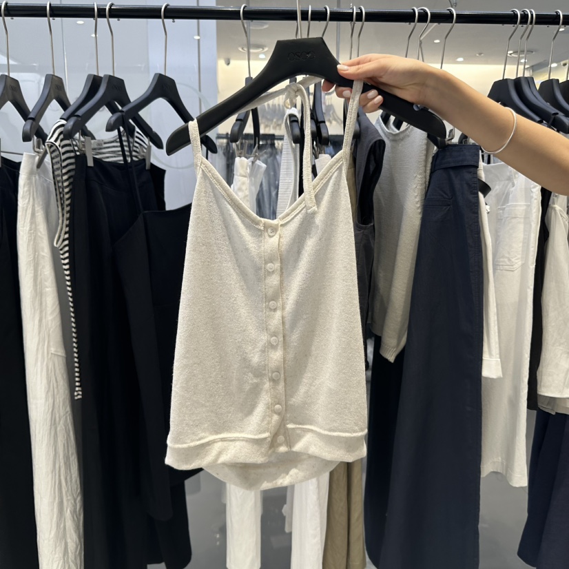 OSOO韓國㊣直郵東大門代購女裝新品熱賣休閑時尚推薦吊帶背心OSOO吊帶/背心