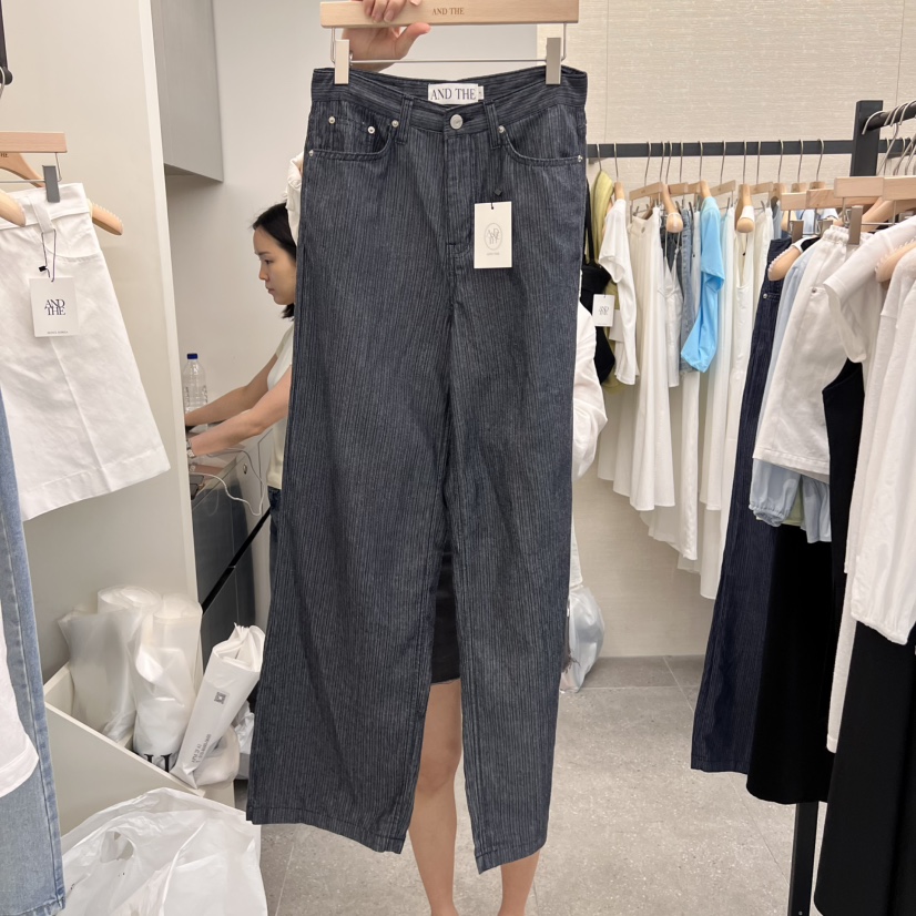 AND THE直郵韓國代購㊣女裝新款休閑推薦熱賣牛仔褲人字紋AND THE牛仔褲圖色2
