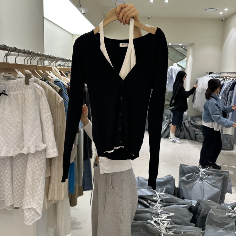 TOMGIRL韓國直郵㊣東大門實拍女裝新品人氣時尚針織衫假兩件TOMGIRL針織衫圖色2