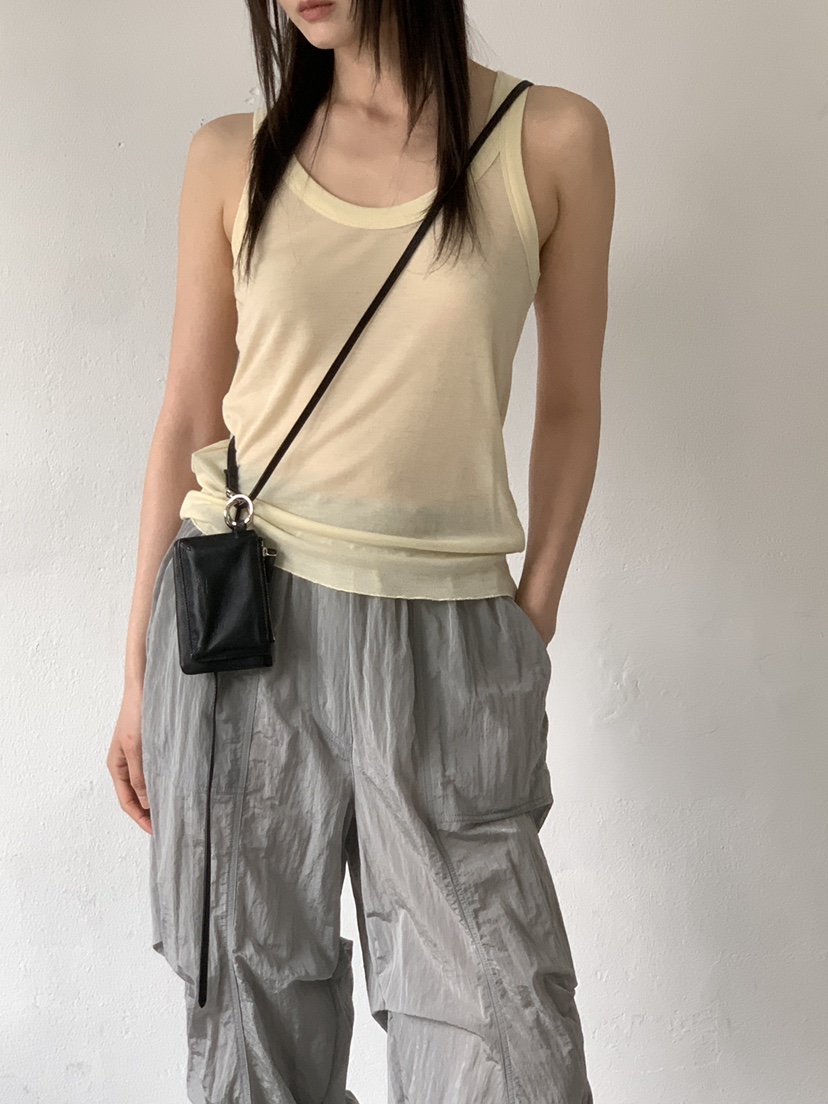 FAVE韓國㊣直郵東大門代購女裝新款推薦人氣25春夏吊帶背心FAVOURITE吊帶/背心