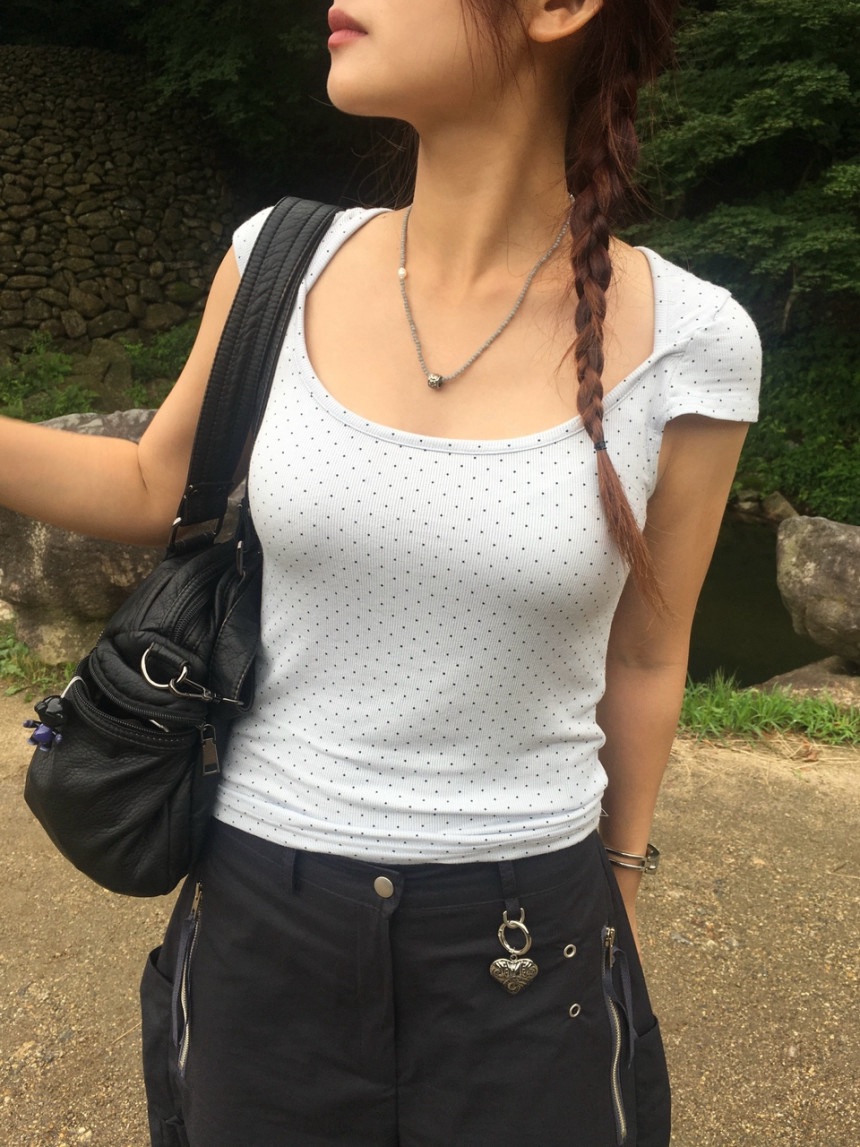 I I韓國㊣直郵東大門代購女裝新品推薦人氣熱賣25春夏時尚T恤ITSSONGT恤