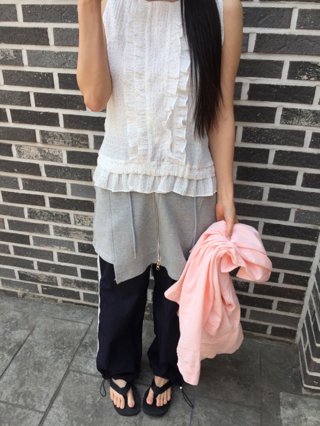 I I韓國直郵㊣女裝新款推薦熱賣人氣休閑25春夏時尚吊帶背心ITSSONG吊帶/背心