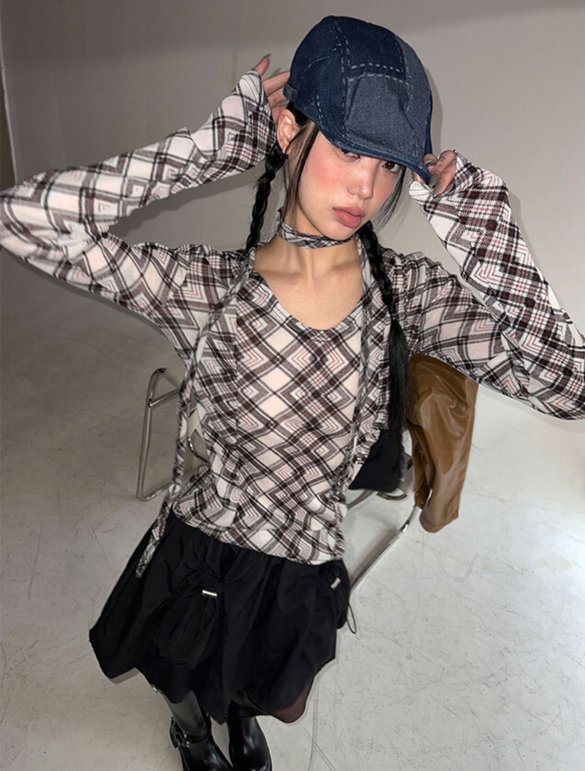 I I韓國直郵㊣東大門實拍女裝新品推薦時尚25春夏T恤含脖帶格紋ITSSONGT恤