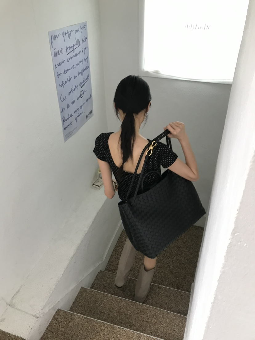 ME MO東大門直郵女裝新款職業真品25春夏熱賣人氣休閑時尚T恤ME MOT恤