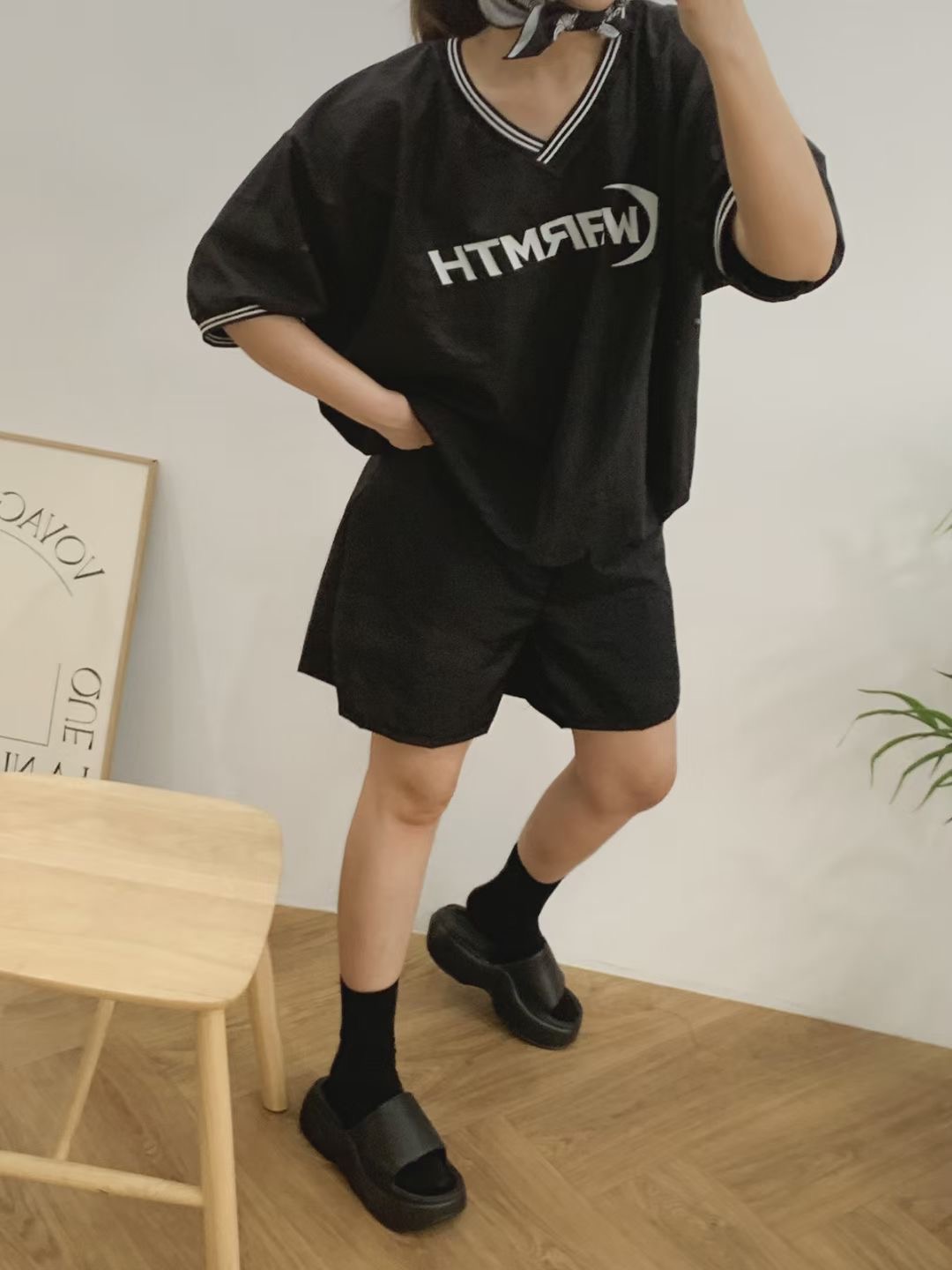 끌 벅지東大門實拍女裝新款人氣真品職業熱賣25春夏時尚套裝Pull Buck套裝圖色2