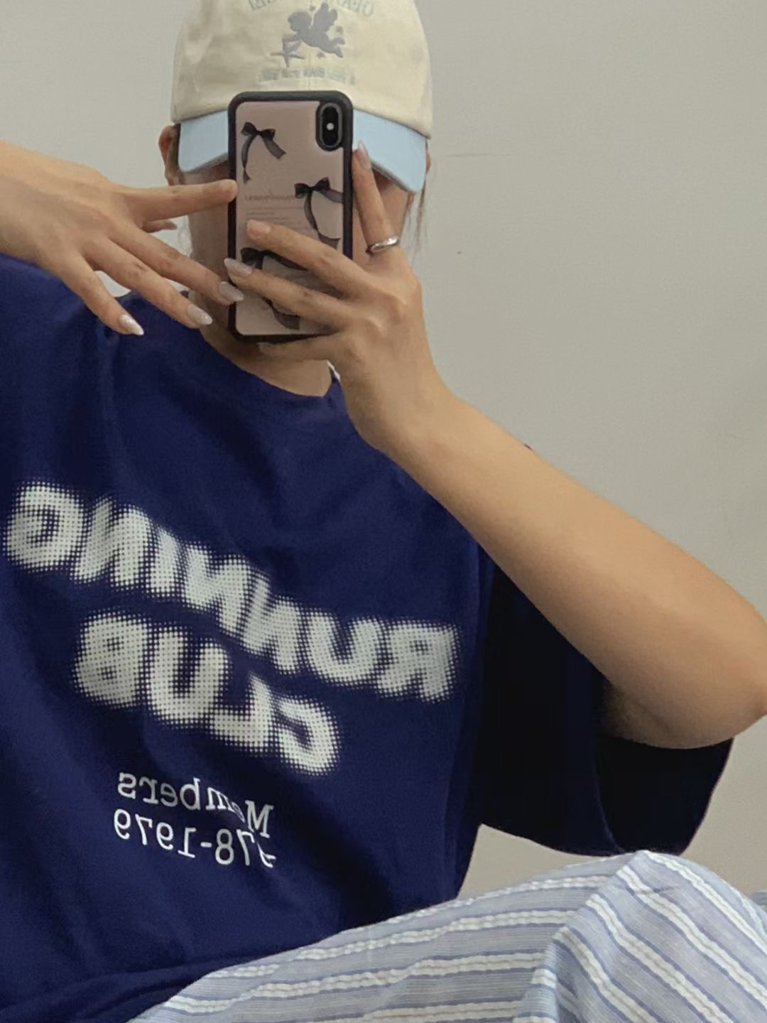 끌 벅지韓國代購女士新款真品熱賣人氣休閑職業時尚推薦T恤Pull BuckT恤