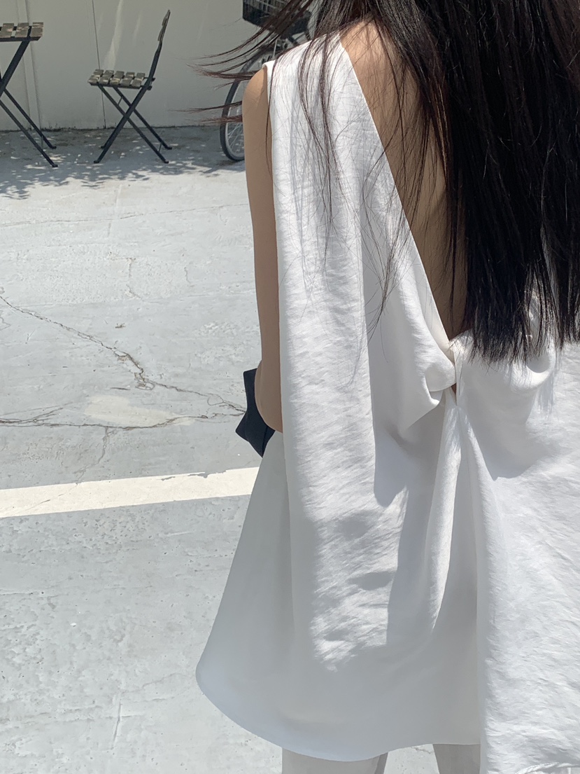 LOGARDEN韓國㊣直郵東大門代購女裝新款休閑熱賣25春夏吊帶背心LO GARDEN吊帶/背心