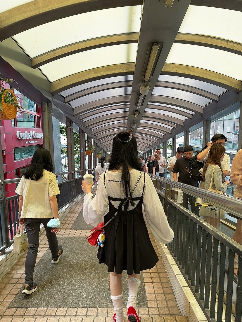 PALETTE-Q韓國㊣直郵東大門代購女裝新品推薦時尚長袖T恤短款PALETTE長袖T恤