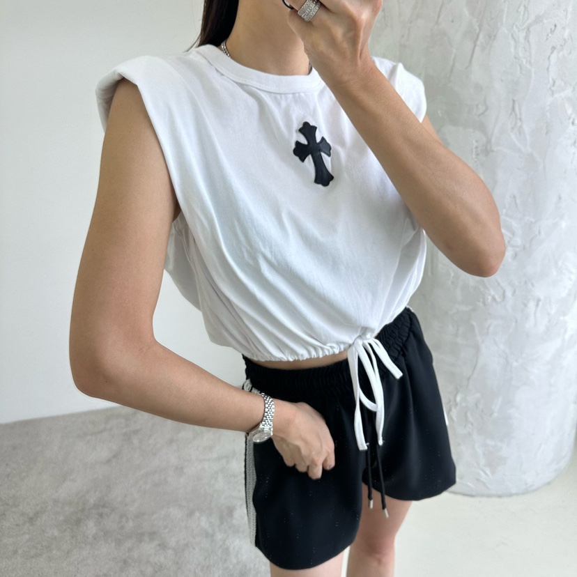 SOUIT韓國㊣直郵東大門代購女裝新品推薦人氣熱賣休閑T恤皮革SOUIT by mabel-LT恤