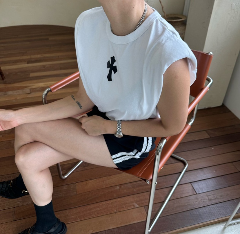SOUIT韓國㊣直郵東大門代購女裝新品推薦人氣熱賣休閑T恤皮革SOUIT by mabel-LT恤