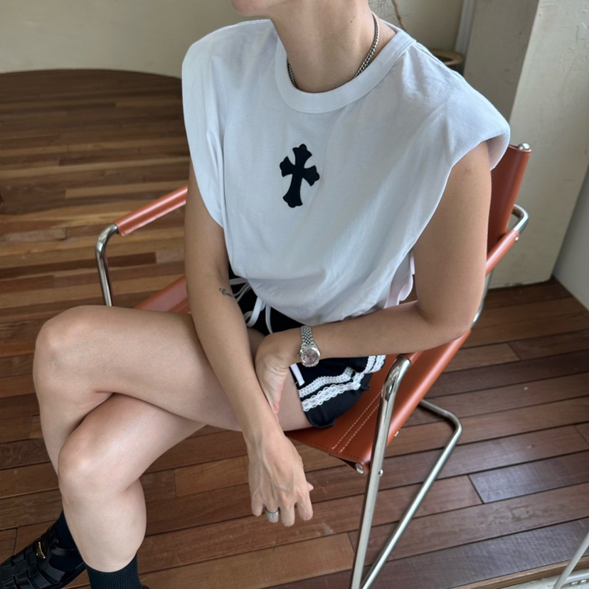 SOUIT韓國㊣直郵東大門代購女裝新品推薦人氣熱賣休閑T恤皮革SOUIT by mabel-LT恤